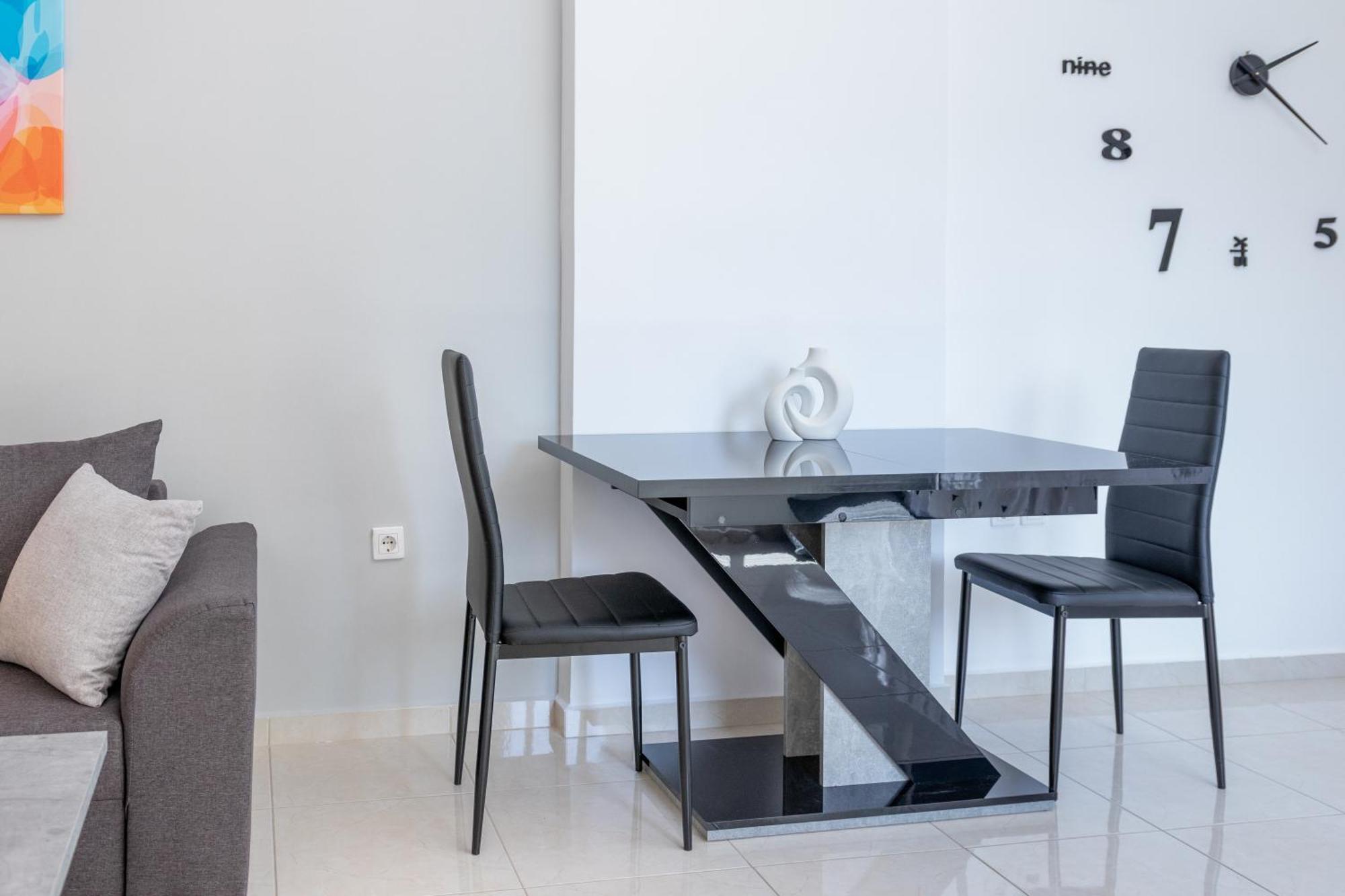 H4 Art Sparta Apartment Exterior photo