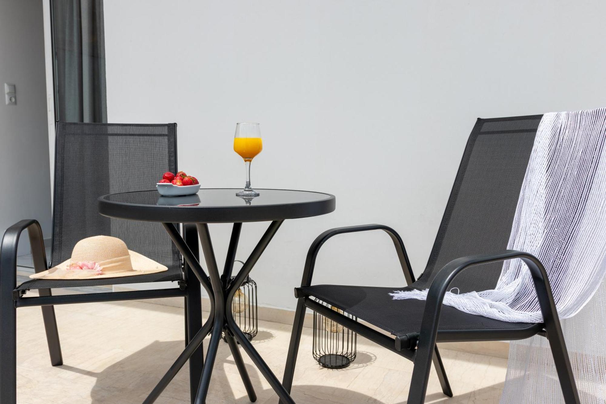 H4 Art Sparta Apartment Exterior photo